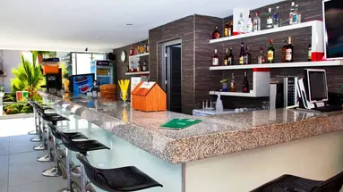 GREEN GARDEN SUITE HOTEL
