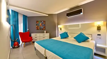 GREEN GARDEN SUITE HOTEL