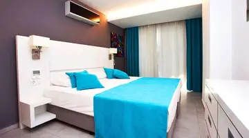 GREEN GARDEN SUITE HOTEL