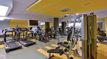 GREEN GARDEN SUITE HOTEL