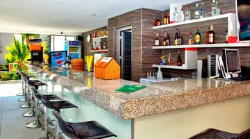 Green Garden Suite