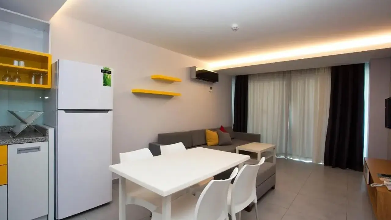 GREEN GARDEN SUITES HOTEL
