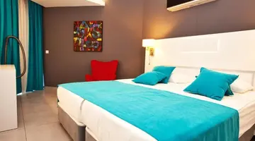 GREEN GARDEN SUITES HOTEL