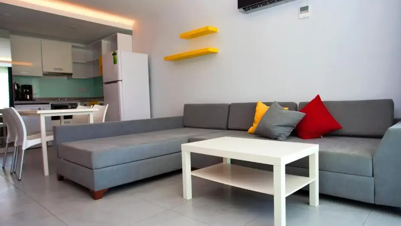 GREEN GARDEN SUITES HOTEL