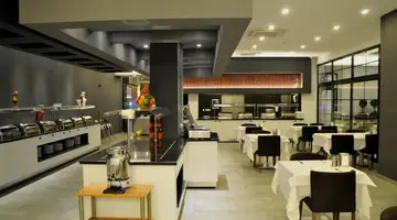 GREEN GARDEN SUITES HOTEL