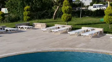 Green Gold Hotel