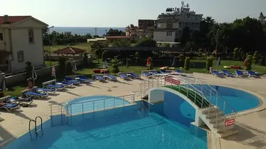 Green Gold Hotel