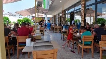 Green Life Hotel