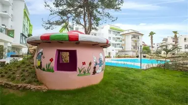 GREEN LIFE HOTEL