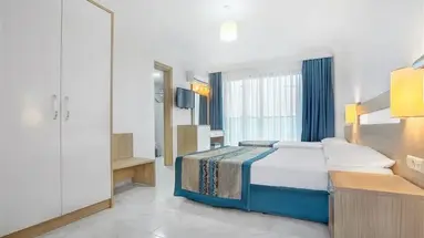 GREEN LIFE HOTEL