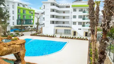 GREEN LIFE HOTEL