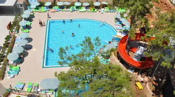GREEN LIFE HOTEL