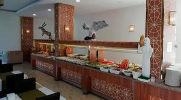 Green Life Hotel