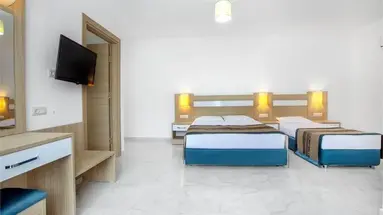 GREEN LIFE HOTEL