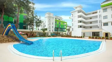 Green Life Hotel