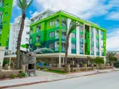Green Life Hotel
