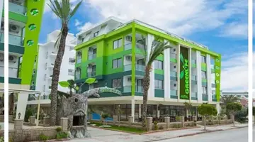 GREEN LIFE HOTEL