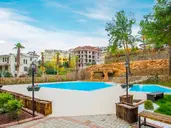 Green Life Hotel