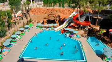 Green Life Hotel