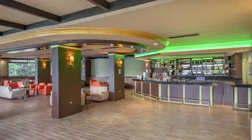 GREEN MAX BY FM MANAGEMENT HOTEL