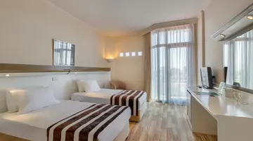 GREEN MAX BY FM MANAGEMENT HOTEL