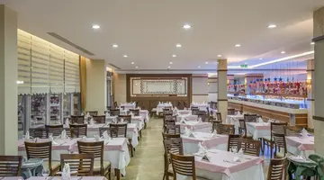 GREEN MAX BY FM MANAGEMENT HOTEL