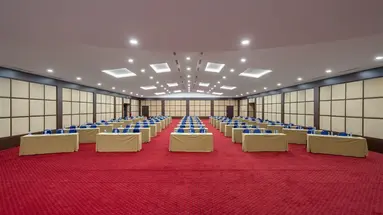 GREEN MAX BY FM MANAGEMENT HOTEL