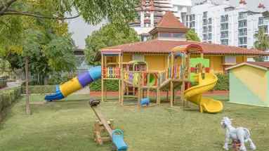GREEN MAX BY FM MANAGEMENT HOTEL