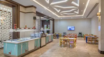 GREEN MAX BY FM MANAGEMENT HOTEL