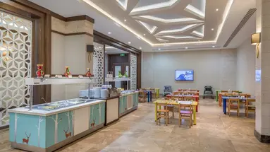 GREEN MAX BY FM MANAGEMENT HOTEL