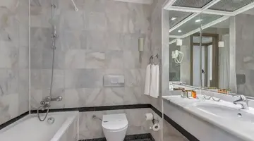 Green Max Hotel