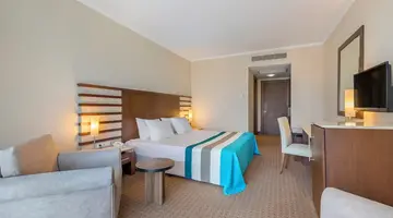 Green Max Hotel