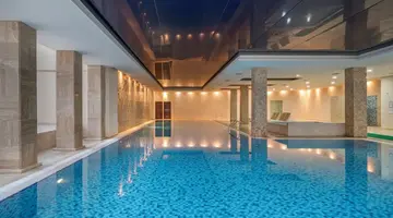 Green Max Hotel