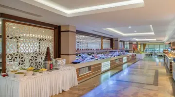 Green Max Hotel