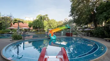 GREEN PARK RESORT