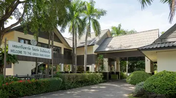 GREEN PARK RESORT