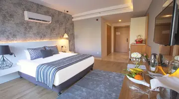 GREENWOOD SUITES RESORT