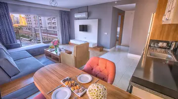 GREENWOOD SUITES RESORT