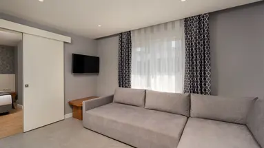 GREENWOOD SUITES RESORT