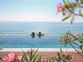 GRIFID ENCANTO BEACH