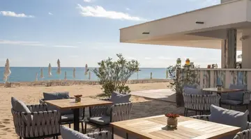 GRIFID ENCANTO BEACH