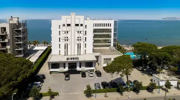 Grint Hotel