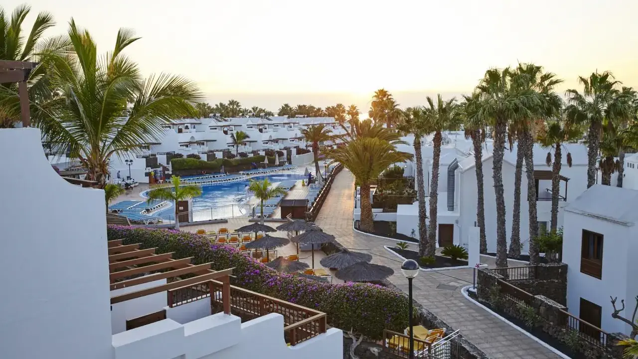 Grupotel Flamingo Beach