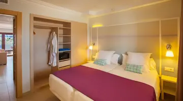 Grupotel Flamingo Beach