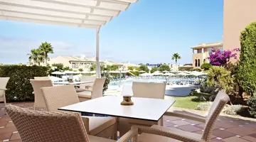 Grupotel Macarella Suites & Spa