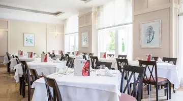 Grupotel Macarella Suites & Spa