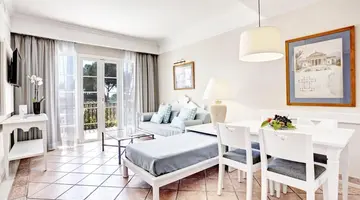 GRUPOTEL PLAYA CLUB