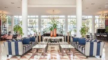 Grupotel Playa de Palma Suites and Spa