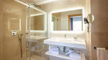 Grupotel Playa de Palma Suites and Spa