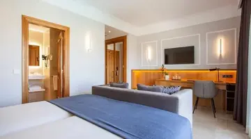Grupotel Playa de Palma Suites and Spa